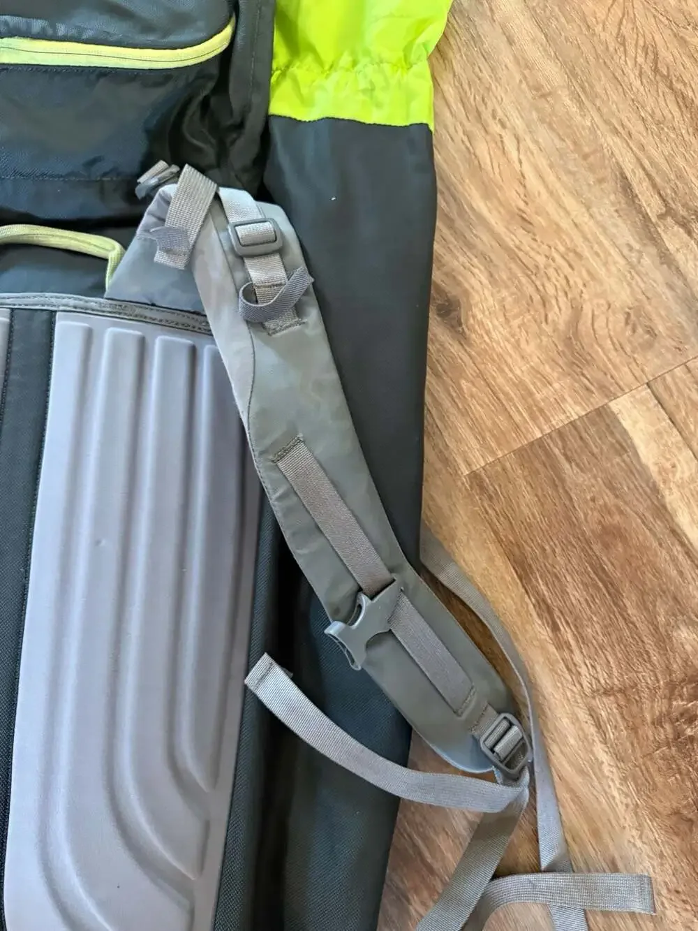 Black Diamond Axis 33 Hiking Mountaineering Backpack